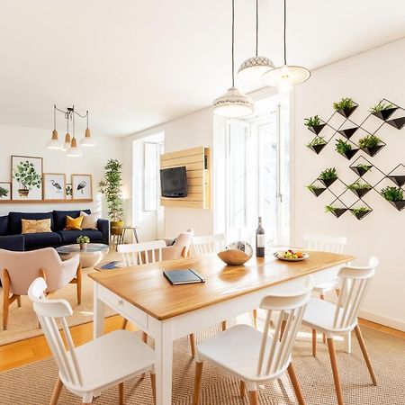 Apartament Joivy Chiado Self Check-In 2-Br Flat With Parking Lizbona Zewnętrze zdjęcie