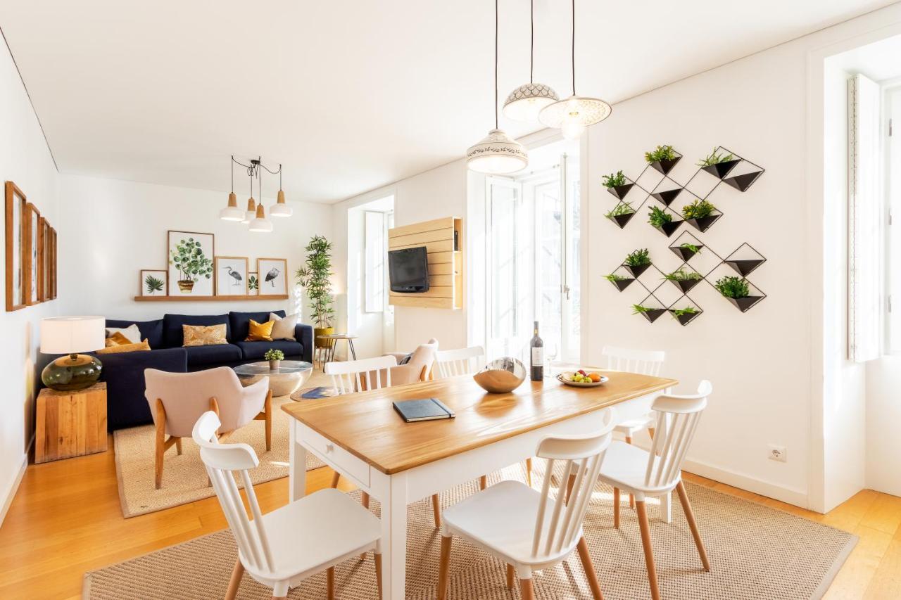 Apartament Joivy Chiado Self Check-In 2-Br Flat With Parking Lizbona Zewnętrze zdjęcie